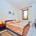 Bruna 653 아파트 *