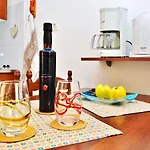 Bruna 653 라벡