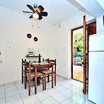 Bruna 653 * 라벡