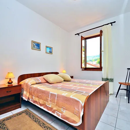 Bruna 653 Apartman *