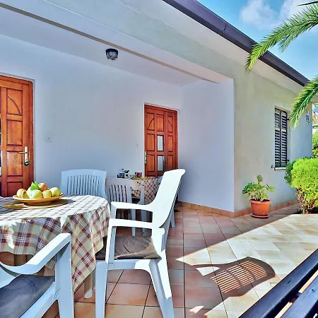 Апартаменты Bruna 653 *