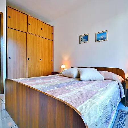 Apartment Bruna 653