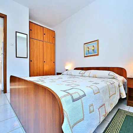Apartment Bruna 653