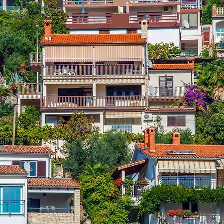 Bruna 653 Apartment Rabac