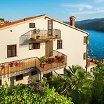 Bruna 653 Apartment Rabac