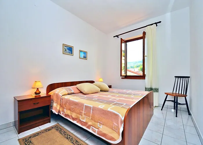 Bruna 653 Διαμέρισμα *