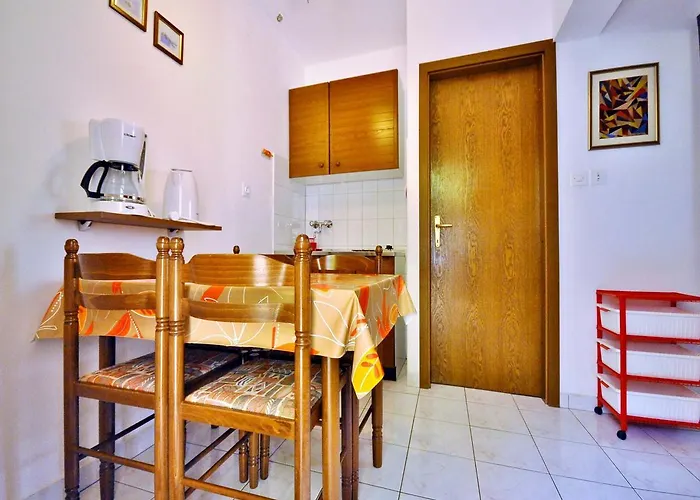 Bruna 653 Διαμέρισμα *